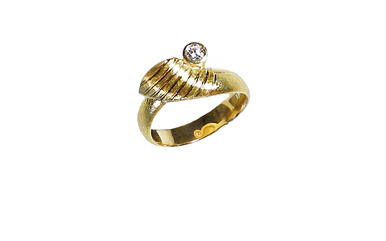 05125-Ring, Gold 750 und 1 Brillant