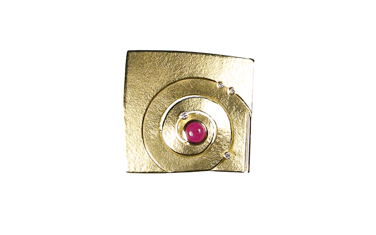 00448-brooch gold 750, garnet, brillant