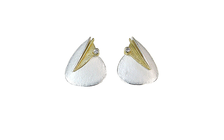 15377-earrings, silver 925 and gold 750, 2 brilliants, si w 0,08ct