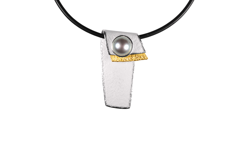 11566-necklace, silver 925 and gold 750 and pearl