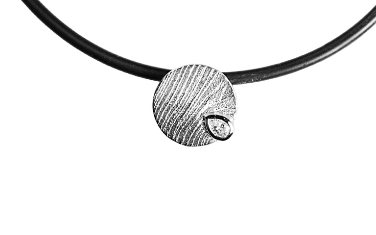 41086-necklace, white gold 750 with brillant