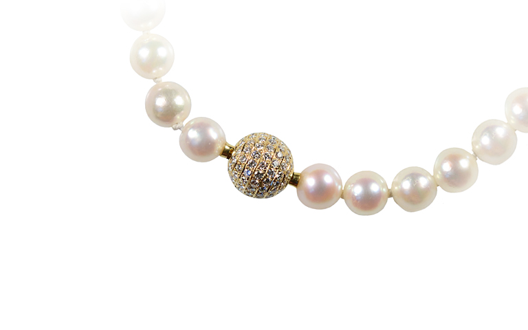 01063-pearl-clasp, gold 750 with brillants
