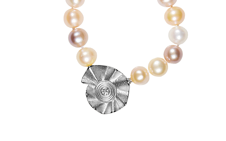 49024-pearl-clasp, white gold 750 with brilliant