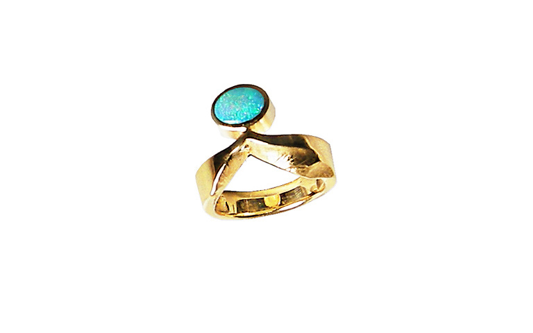05183-ring, gold 750 with opal